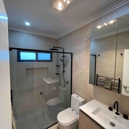 Private, Modern & Luxurious Granny Flat Apartment Regents Park Exterior photo