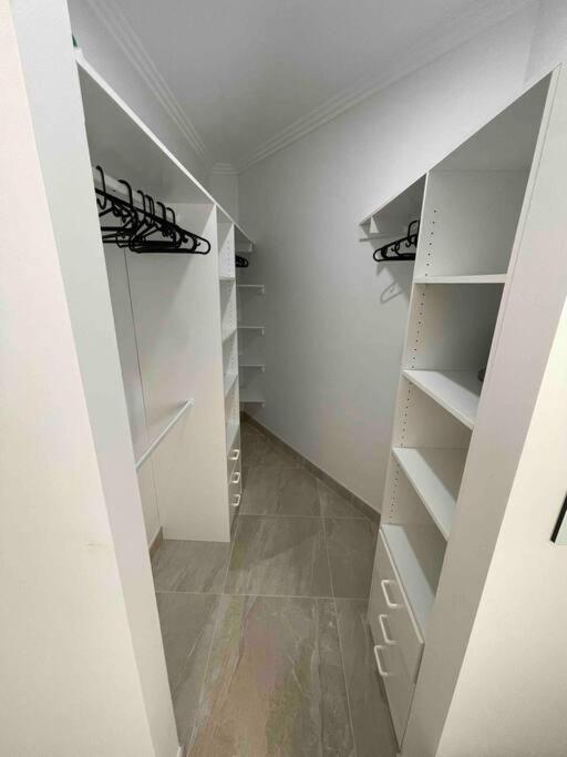 Apartment Private, Modern & Luxurious Granny Flat *
