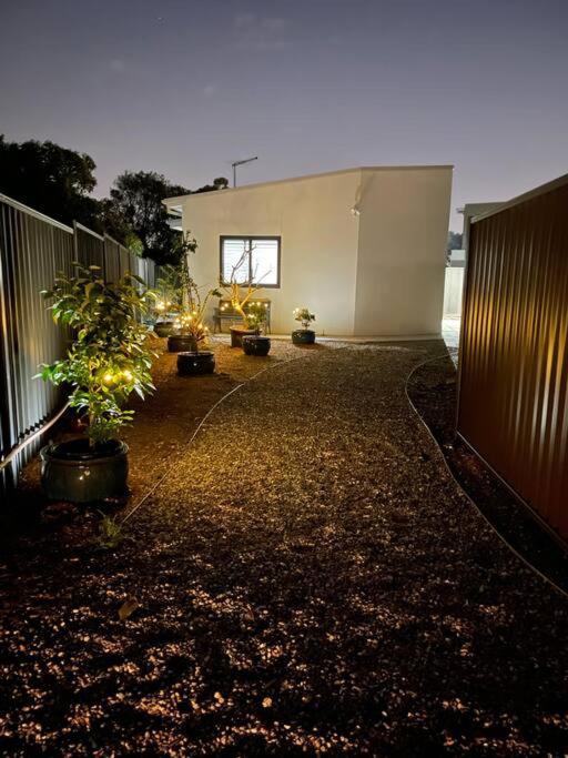 Apartment Private, Modern & Luxurious Granny Flat Regents Park